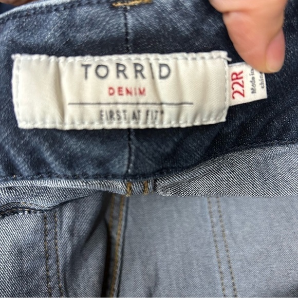 Torrid Jegging Skinny Super Stretch High-Rise Jean - Picture 6 of 8